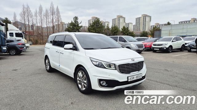 Kia All New Carnival VIP, 2018 3