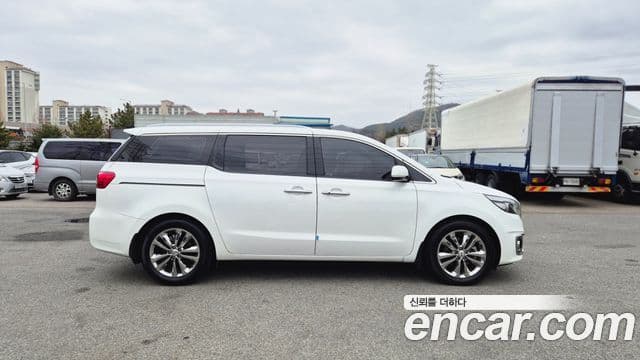 Kia All New Carnival VIP, 2018 все фото