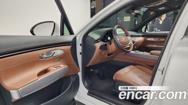 Genesis GV70, 2024 10
