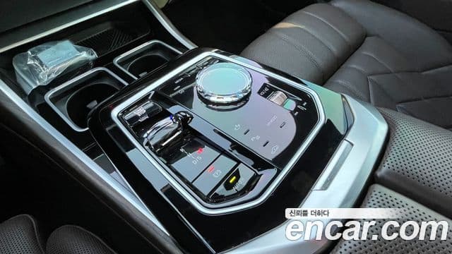 BMW 7시리즈 (G70) 740i sDrive M Sport, 2023 9