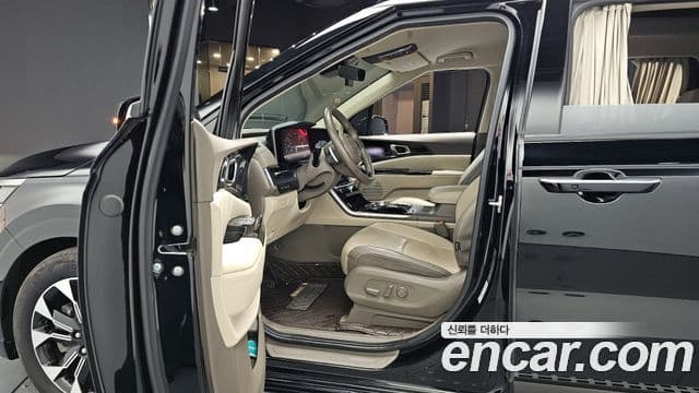Kia Carnival 4세대 Signature, 2023 10