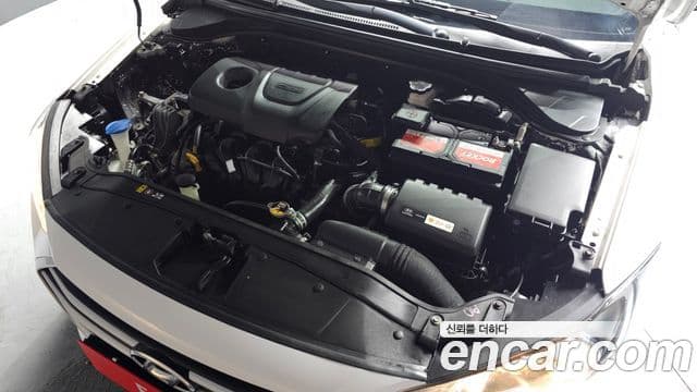 Hyundai Avante AD Style, 2018 6