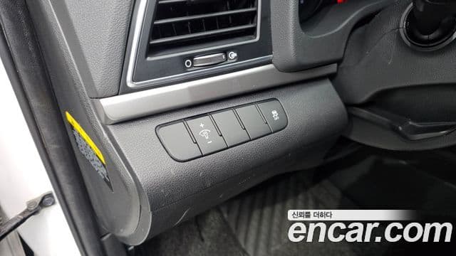 Hyundai Avante AD Style, 2018 16