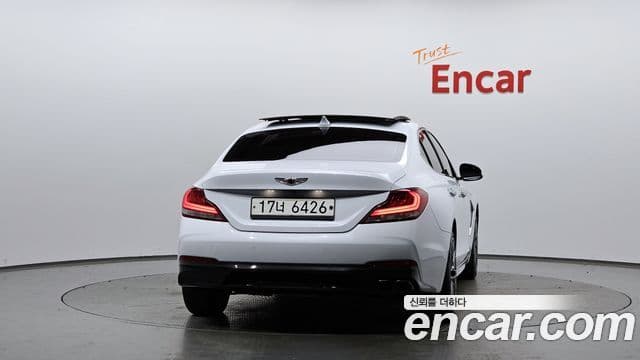 Genesis G70 Supreme, 2018 4