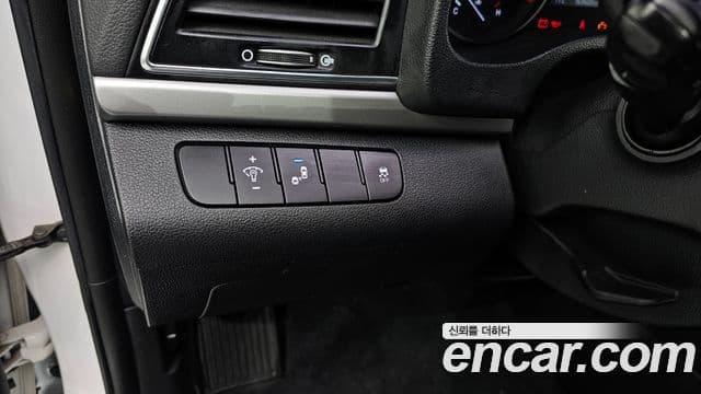 Hyundai Avante AD 1.6 GDI Value Plus, 2018 14