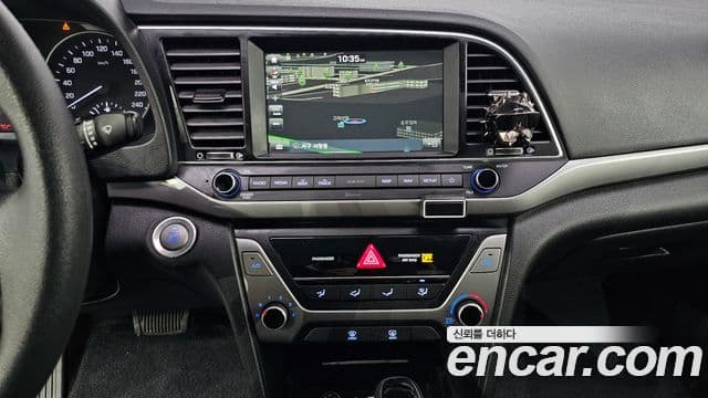 Hyundai Avante AD 1.6 GDI Value Plus, 2018 15