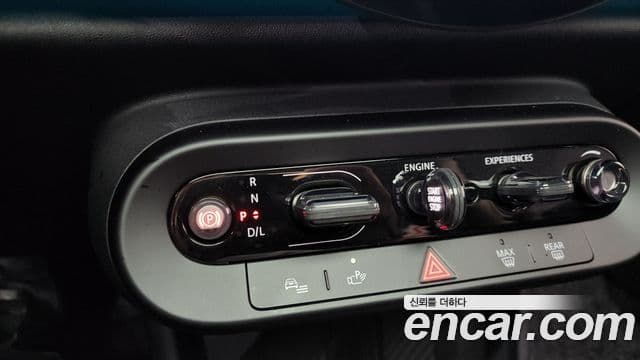 Mini Cooper C 4세대 Classic, 2025 9