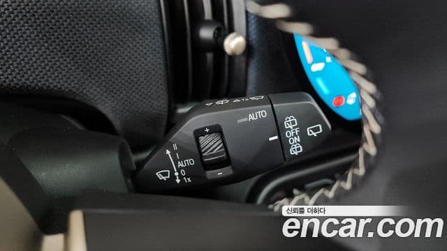 Mini Cooper C 4세대 Classic, 2025 14