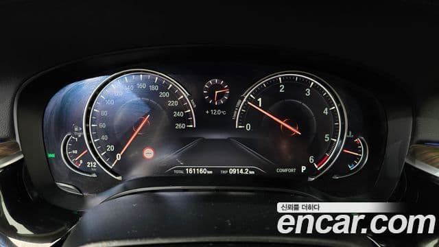 BMW 5시리즈 (G30) 520d xDrive Luxury Plus, 2018 8