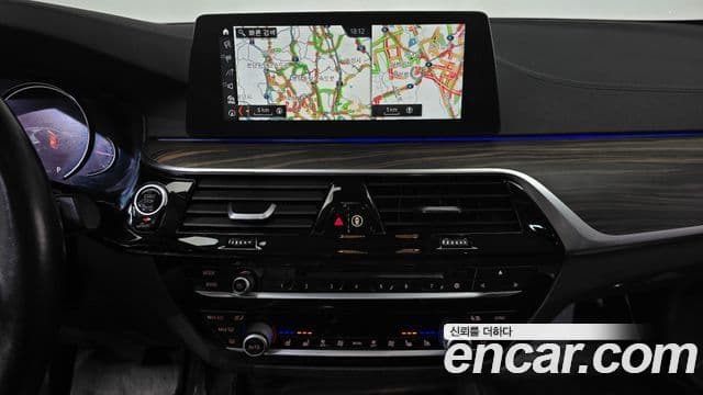 BMW 5시리즈 (G30) 520d xDrive Luxury Plus, 2018 14