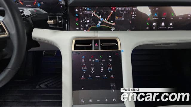 Porsche 타이칸 GTS, 2024 16