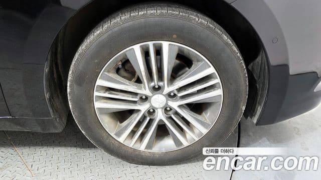 Hyundai Grandeur HG LPG HG300 для людей с инвалидностью, 2014 все фото