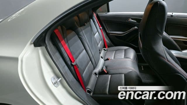 Mercedes-Benz CLA-класс C117 CLA45 AMG 4MATIC, 2016 12