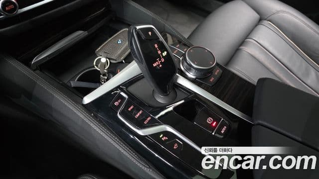 BMW 5시리즈 (G30) Luxury, 2023 9