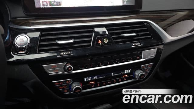 BMW 5시리즈 (G30) Luxury, 2023 17