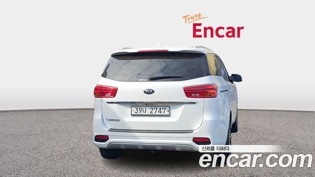 Kia The / новый New Carnival Special, 2019 4