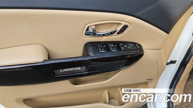 Kia The / новый New Carnival Special, 2019 17