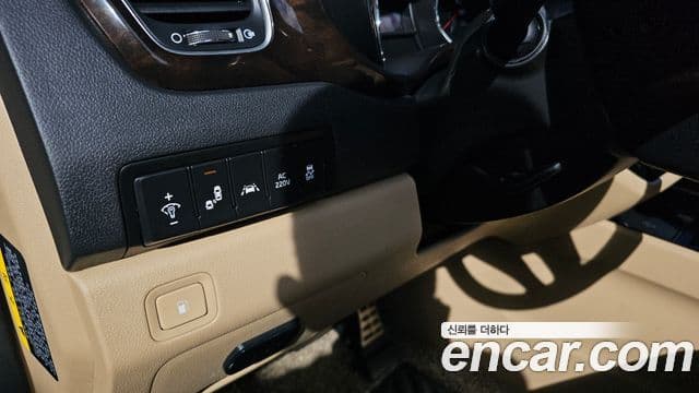 Kia The / новый New Carnival Special, 2019 18