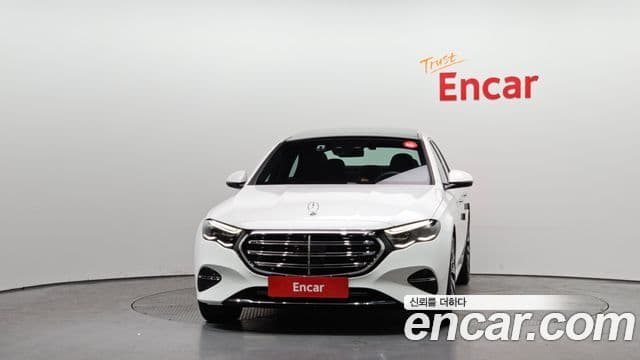 Mercedes-Benz E-класс W214 Exclusive, 2025 3