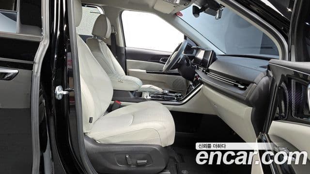 Kia Carnival 4세대 Signature, 2021 11