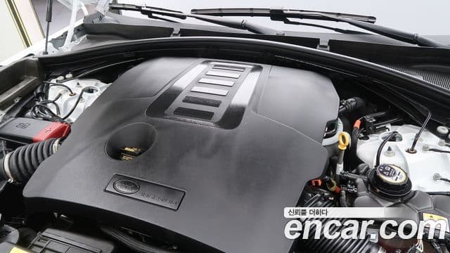 Land Rover Range Rover Velar 3.0 P400 Dynamic HSE, 2025 6