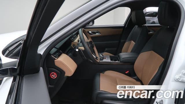 Land Rover Range Rover Velar 3.0 P400 Dynamic HSE, 2025 10