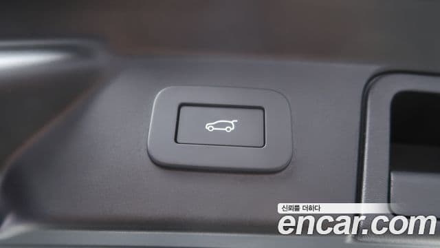 Land Rover Range Rover Velar 3.0 P400 Dynamic HSE, 2025 13