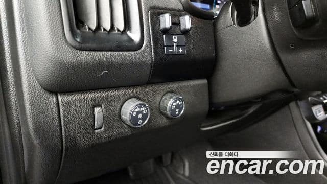 Chevrolet(GM대우) real New 콜로라도 3.6 익스트림-X 4WD, 2021 16