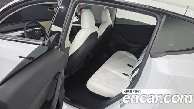 Tesla модель Y, 2024 11