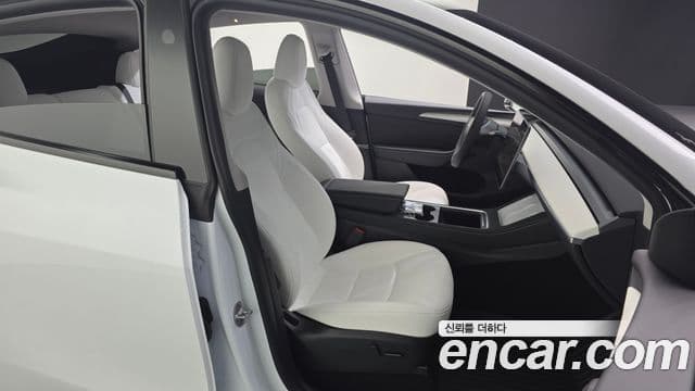 Tesla модель Y, 2024 12