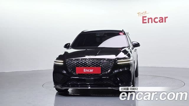 Genesis GV70, 2022 3
