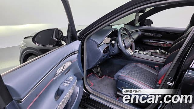 Genesis GV70, 2022 11