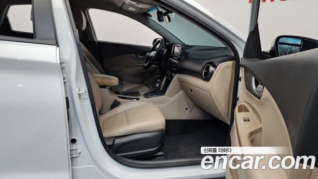 Hyundai Kona Modern Art, 2018 11