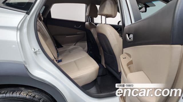 Hyundai Kona Modern Art, 2018 12