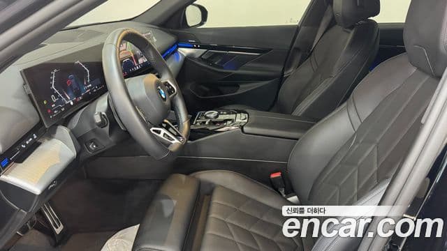 BMW 5시리즈 (G60) 520i M Sport, 2024 10