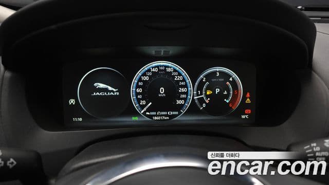 Jaguar XE 20d R스포츠, 2018 8