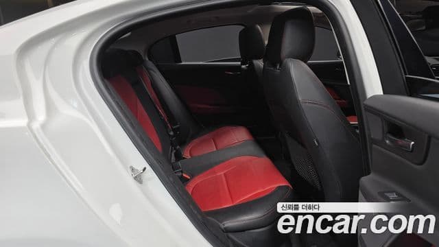 Jaguar XE 20d R스포츠, 2018 12