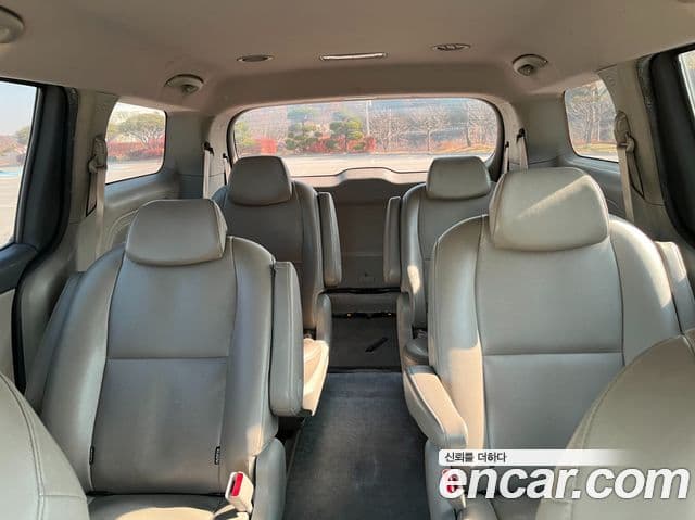Kia All New Carnival Luxury, 2016 14