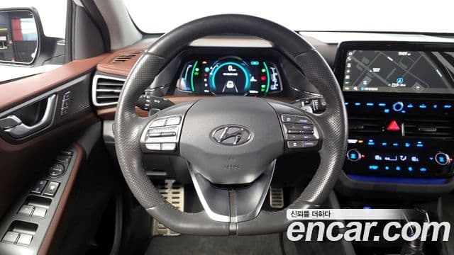 Hyundai The / новый New Ioniq гибрид Q, 2020 13