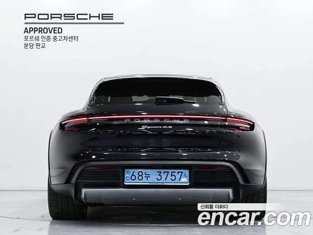 Porsche 타이칸 4S Cross Turismo, 2024 4