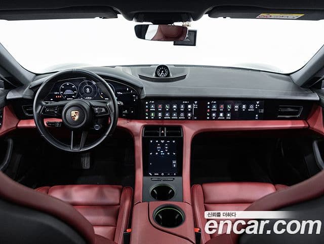 Porsche 타이칸 4S Cross Turismo, 2024 7