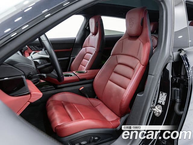 Porsche 타이칸 4S Cross Turismo, 2024 10