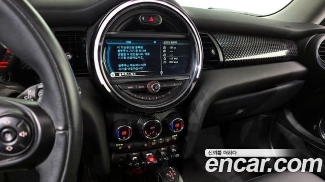 Mini Cooper S 3세대, 2016 14