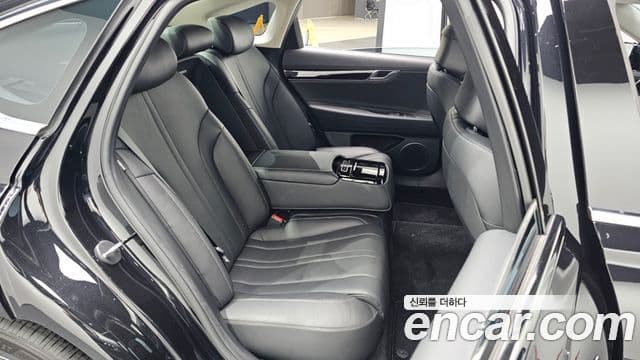 Genesis G80 (RG3) бензин 2.5 турбо AWD, 2021 12