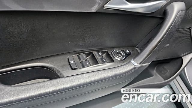 Hyundai i40 살룬 PYL, 2014 16