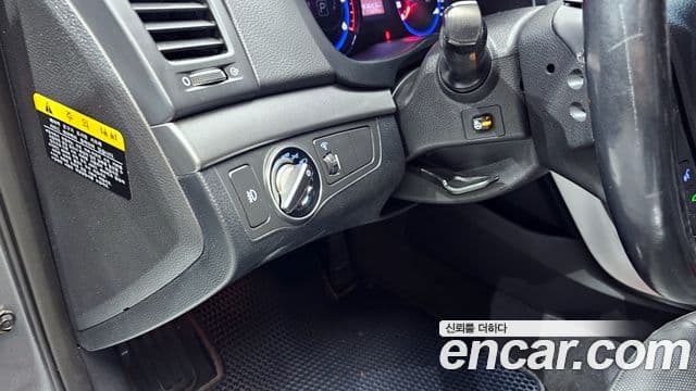 Hyundai i40 살룬 PYL, 2014 17