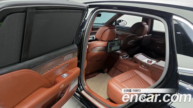 Genesis G90 (RS4) бензин 3.5 турбо AWD, 2023 11