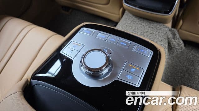 Genesis G80 (RG3) бензин 2.5 турбо AWD, 2025 19