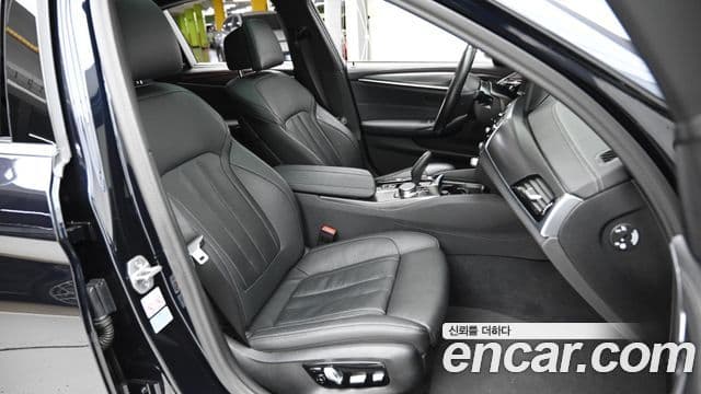 BMW 5시리즈 (G30) 520i M Sport, 2023 10
