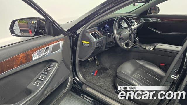 Hyundai Genesis DH Modern, 2016 11